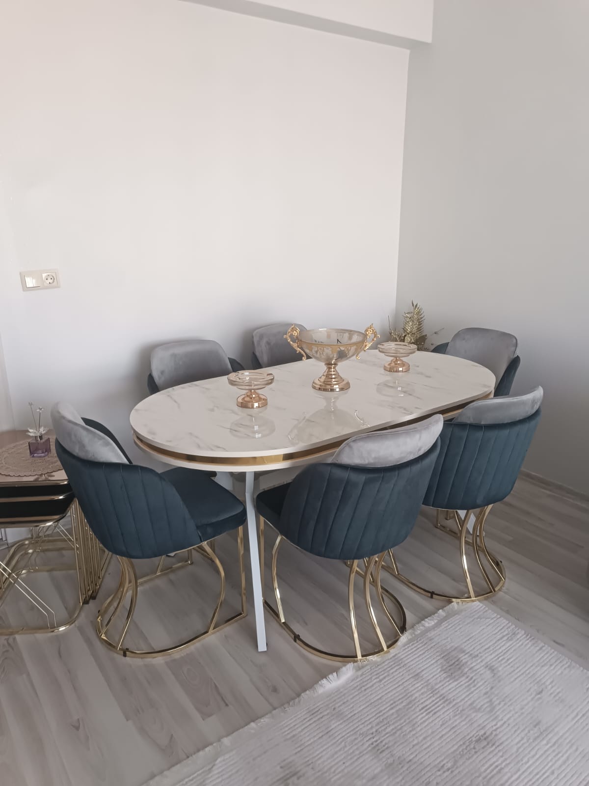 OVAL MASA BEYAZ RENK ÇİFT PAPEL SANDALYE