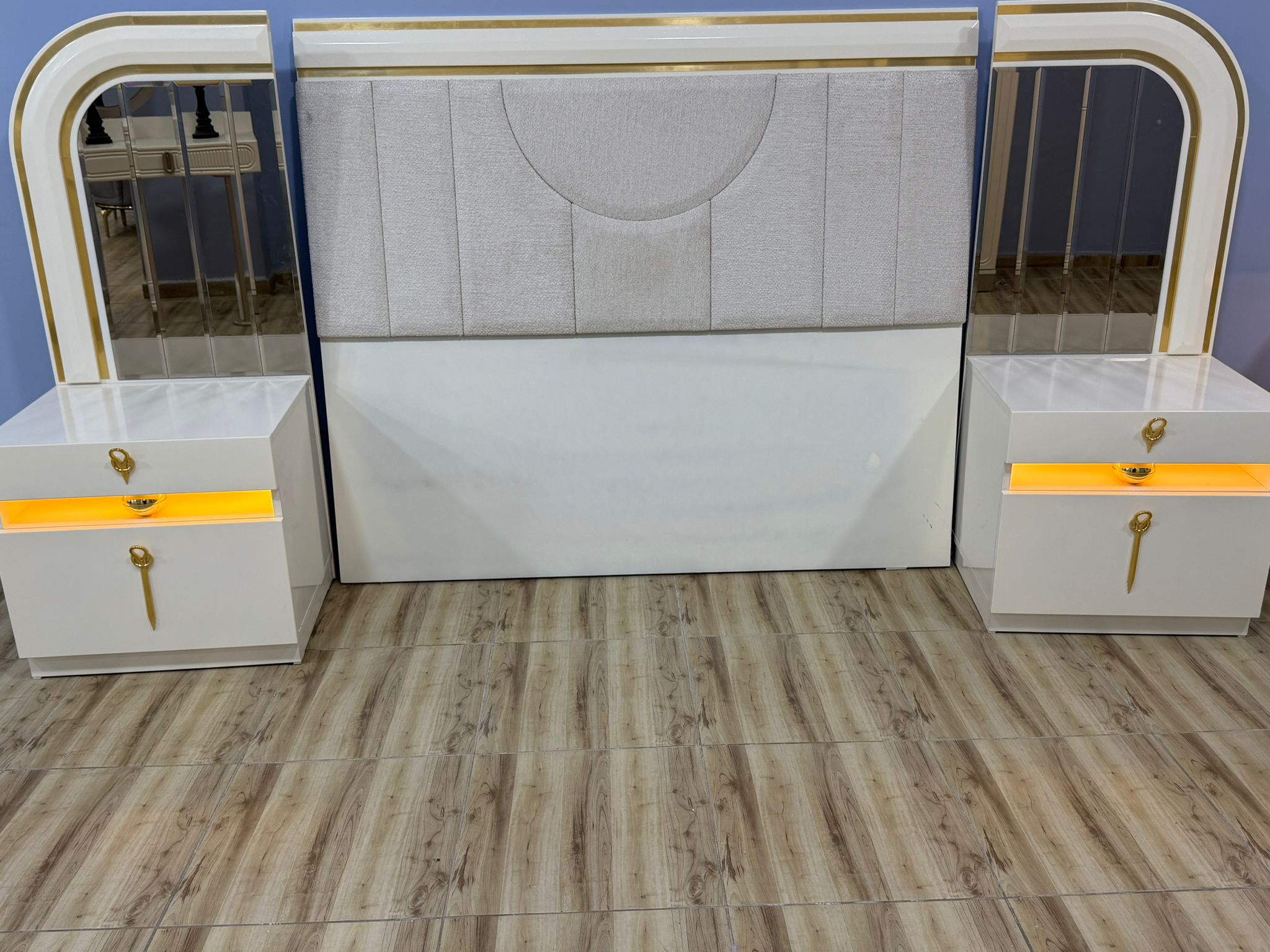 LÜX MODEL BAZA BAŞLIK